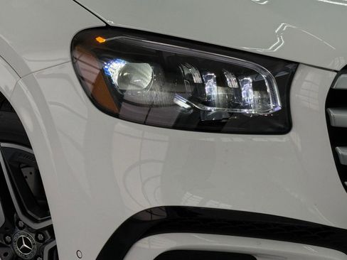 New 2026 Mercedes-Benz GLS 450 4MATIC image 10