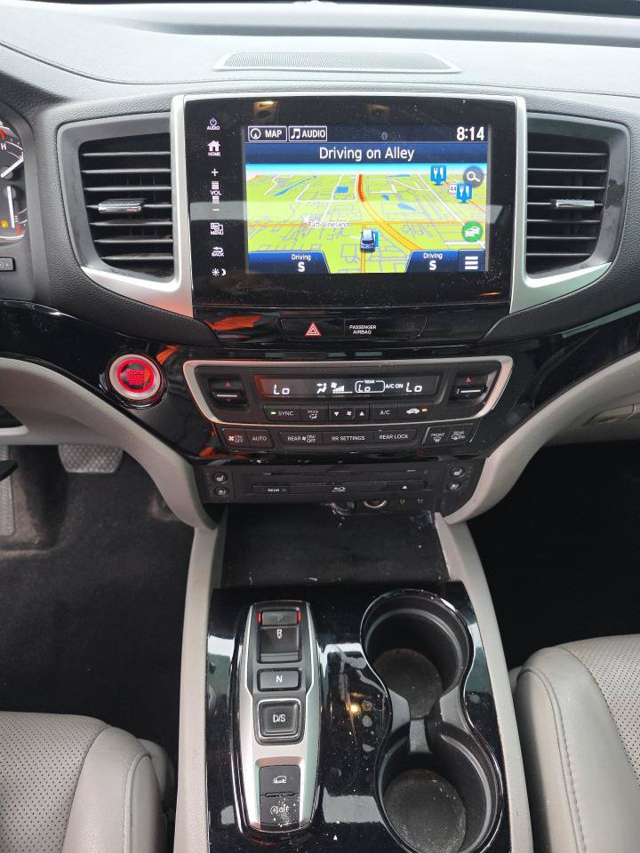 Used 2017 Honda Pilot Elite image 10