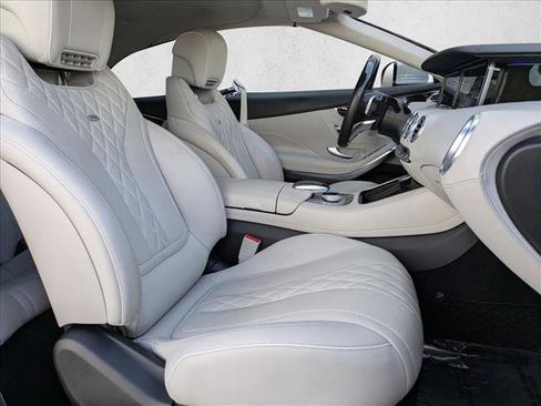 Used 2017 Mercedes-Benz S 550 Cabriolet image 20