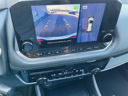 Certified 2021 Nissan Rogue SL w/ Premium Package image 15