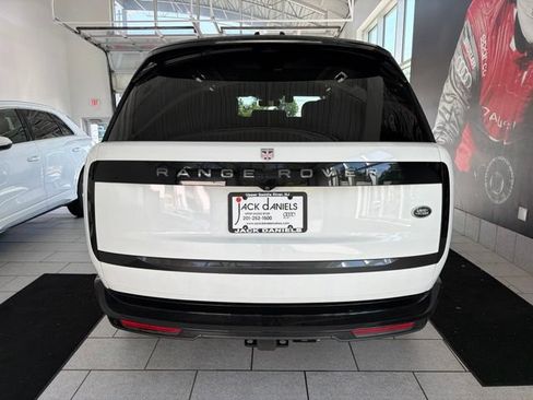 Used 2023 Land Rover Range Rover Autobiography AWD/4WD image 3