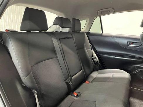 Used 2021 Toyota Venza LE w/ Carpet Mat Package (TMS) AWD/4WD image 13