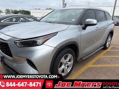 Used 2022 Toyota Highlander L