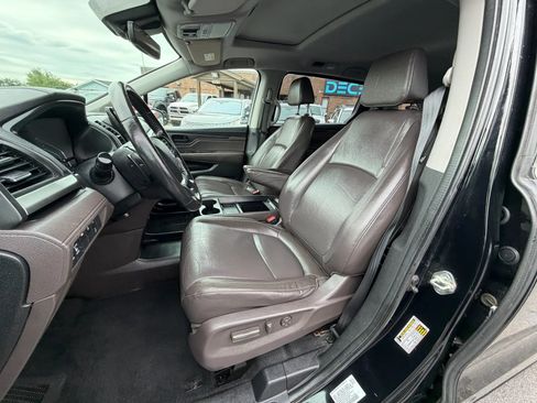 Used 2019 Honda Odyssey EX-L image 11