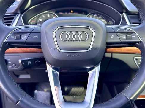 Used 2023 Audi Q5 2.0T Premium w/ Convenience Package image 14