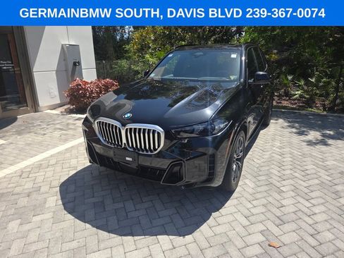 Certified 2024 BMW X5 xDrive40i w/ M Sport Package AWD/4WD image 1