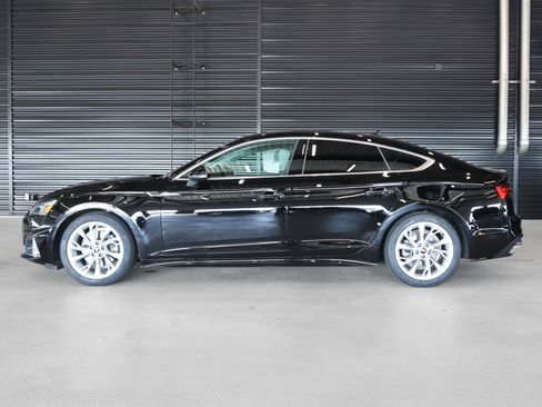 Used 2022 Audi A5 2.0T Premium image 15