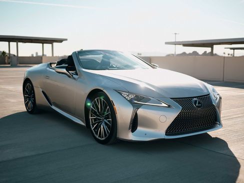 Used 2024 Lexus LC 500 Convertible image 9