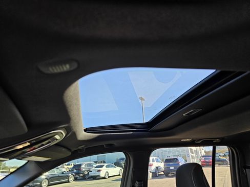 New 2024 Jeep Grand Cherokee Laredo X w/ Luxury Tech Group I image 20