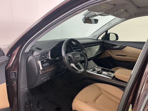 Used 2020 Audi Q7 3.0T Premium Plus w/ Premium Plus Package AWD/4WD image 10
