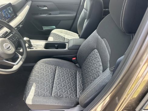 New 2026 Nissan Kicks SV FWD image 17