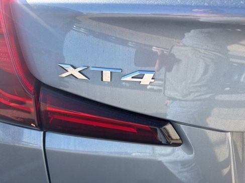 Used 2023 Cadillac XT4 Premium Luxury image 8