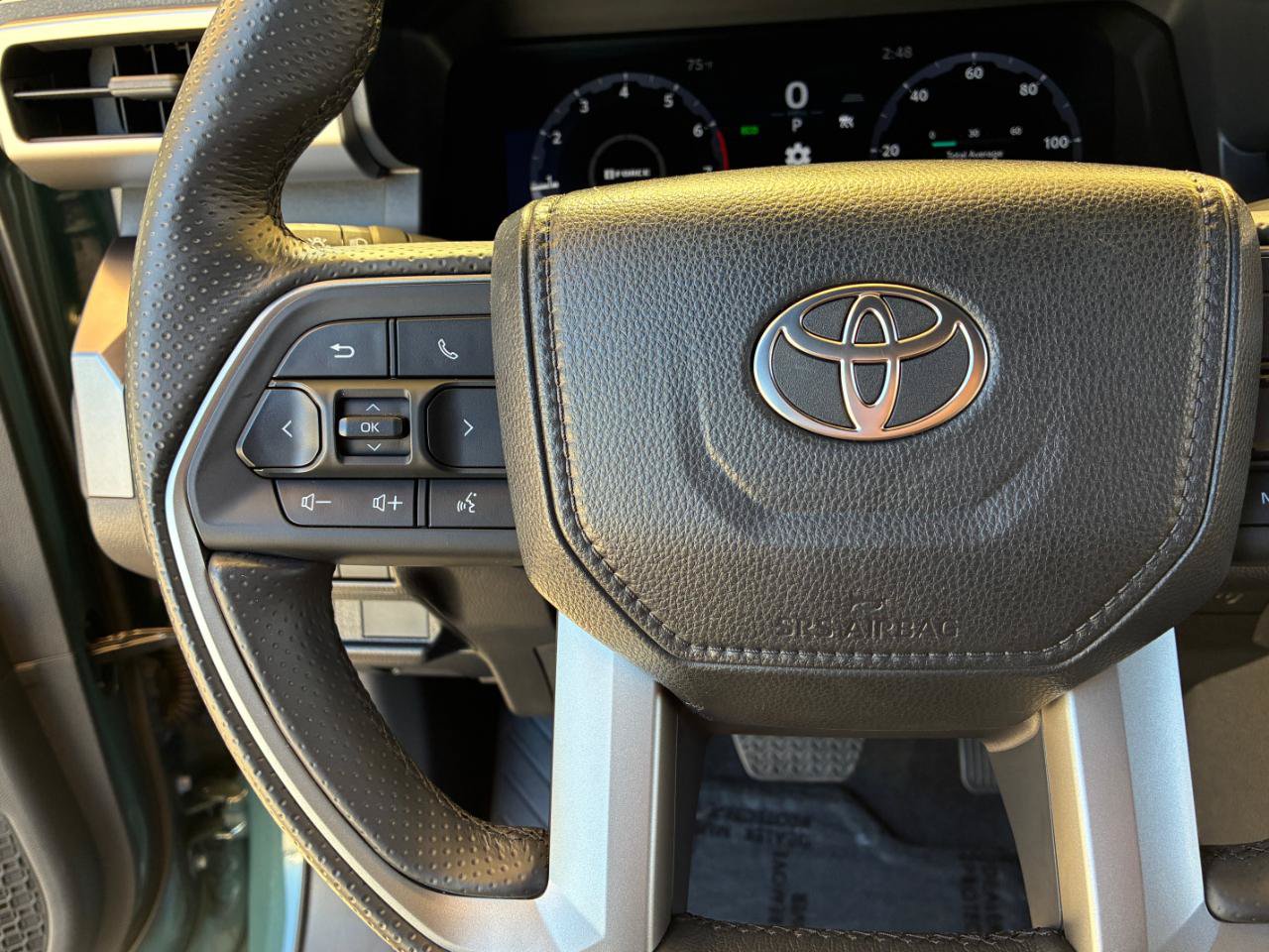 Used 2025 Toyota 4Runner TRD Off-Road AWD/4WD image 24