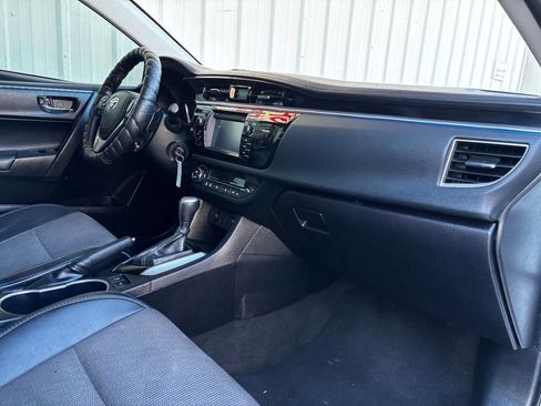 Used 2015 Toyota Corolla S image 12
