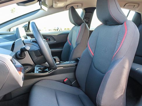 Used 2024 Toyota Prius Prime FWD image 17