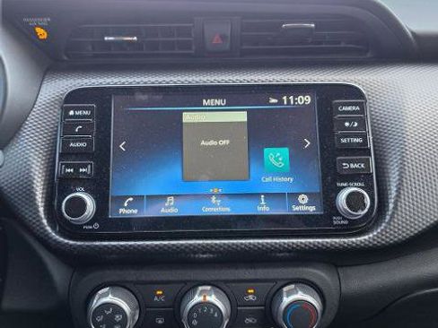 Certified 2024 Nissan Kicks SV image 15