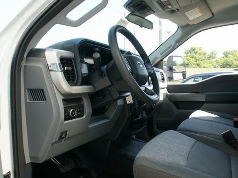 New 2026 Ford F350 XLT AWD/4WD image 17