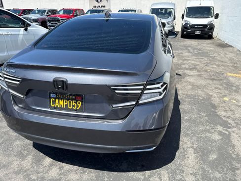 Used 2020 Honda Accord EX image 17