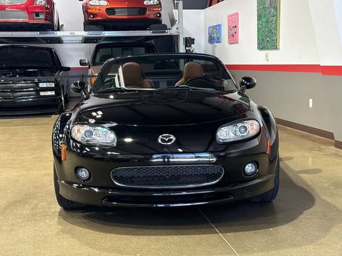 Used 2008 MAZDA MX-5 Miata Grand Touring w/ Premium Pkg RWD image 95