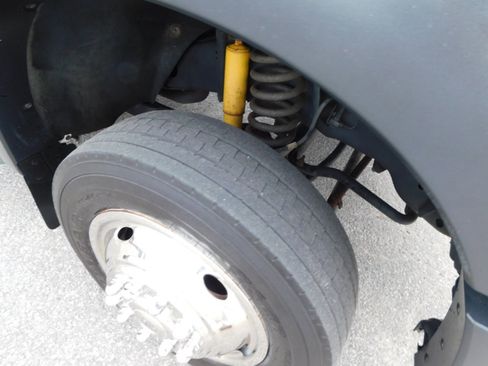 Used 2011 Ford F550 2WD Regular Cab Super Duty w/ PWR Equipment Group image 15