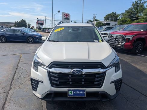 Used 2023 Subaru Ascent Premium w/ Convenience Package AWD/4WD image 11