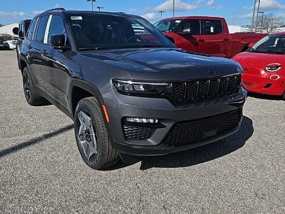 New 2025 Jeep Grand Cherokee Limited w/ Black Appearance Package