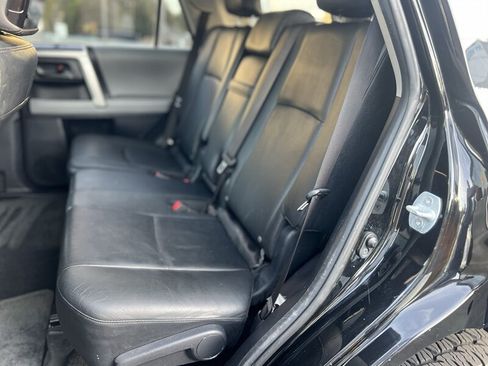 Used 2013 Toyota 4Runner SR5 w/ Premium Pkg w/3rd Row Seat AWD/4WD image 10