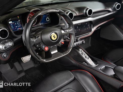 Used 2020 Ferrari Portofino RWD image 22