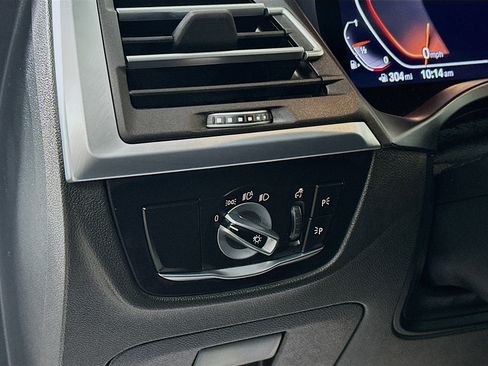 Used 2023 BMW X3 xDrive30i w/ Premium Package image 10