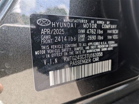 Used 2026 Genesis G70 2.5T Prestige image 12