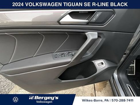 Certified 2024 Volkswagen Tiguan SE R-Line AWD/4WD image 6