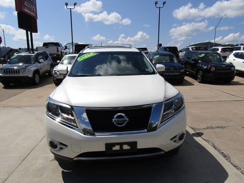 Used 2016 Nissan Pathfinder Platinum AWD/4WD image 7