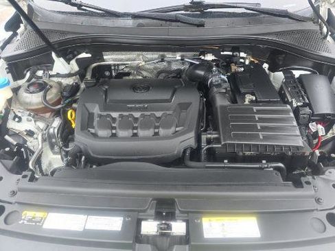 Used 2021 Volkswagen Tiguan SEL image 12