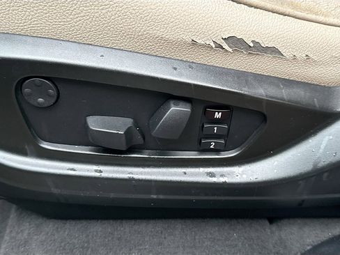 Used 2012 BMW X5 xDrive35d image 19