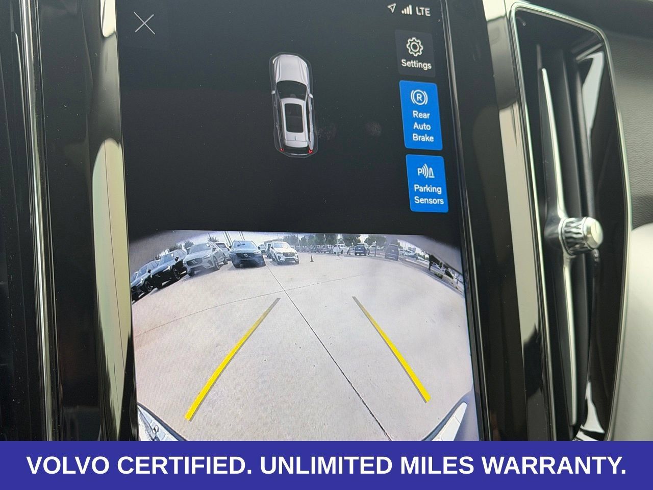 Certified 2024 Volvo XC60 B5 Core w/ Protection Package Premier AWD/4WD image 25