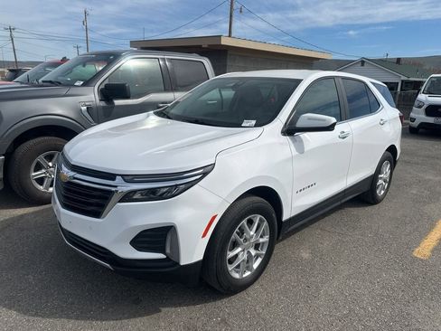 Used 2024 Chevrolet Equinox LT image 1