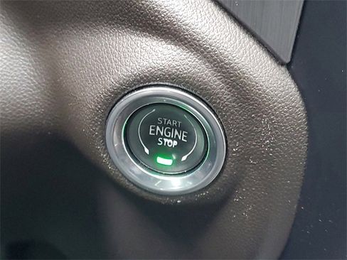 Used 2021 GMC Sierra 2500 Denali w/ Denali Ultimate Package image 25