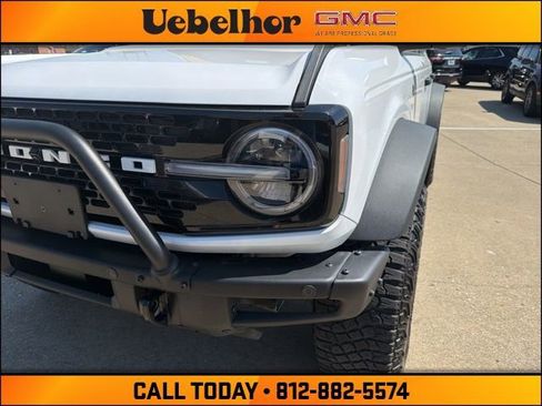 Used 2023 Ford Bronco Wildtrak AWD/4WD image 13