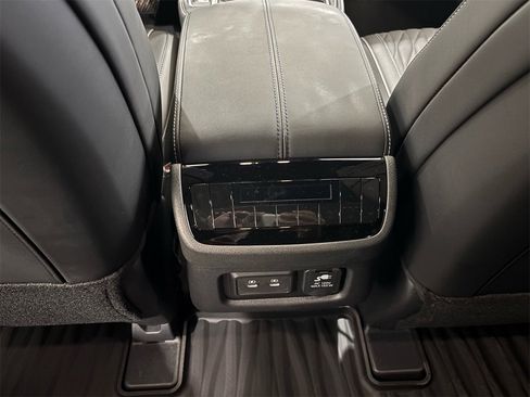 New 2026 INFINITI QX60 Autograph w/ Dark Cargo Package image 19