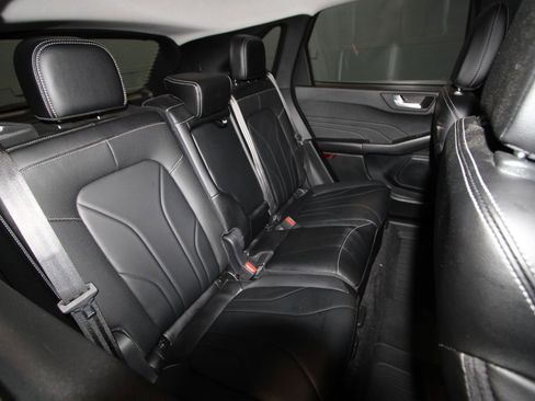 Used 2025 Ford Escape Platinum w/ Premium Technology Package image 25