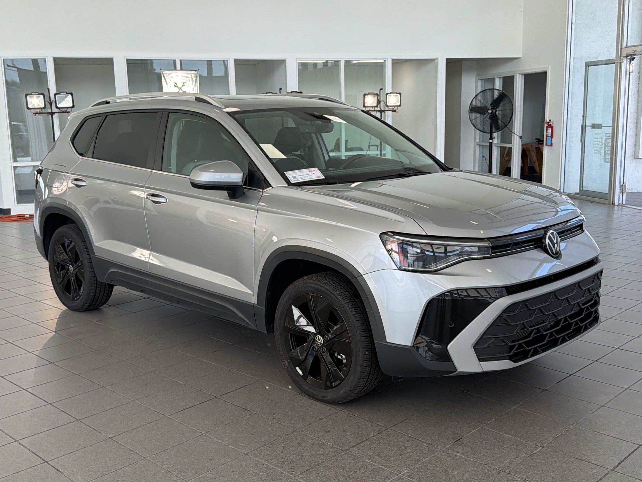 Certified 2026 Volkswagen Taos SE FWD image 7