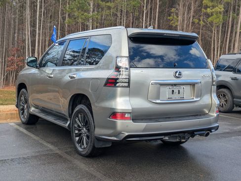 Used 2023 Lexus GX 460 Premium image 5
