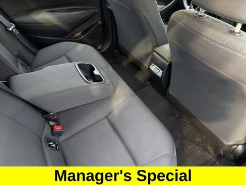 Used 2023 Toyota Corolla LE image 33