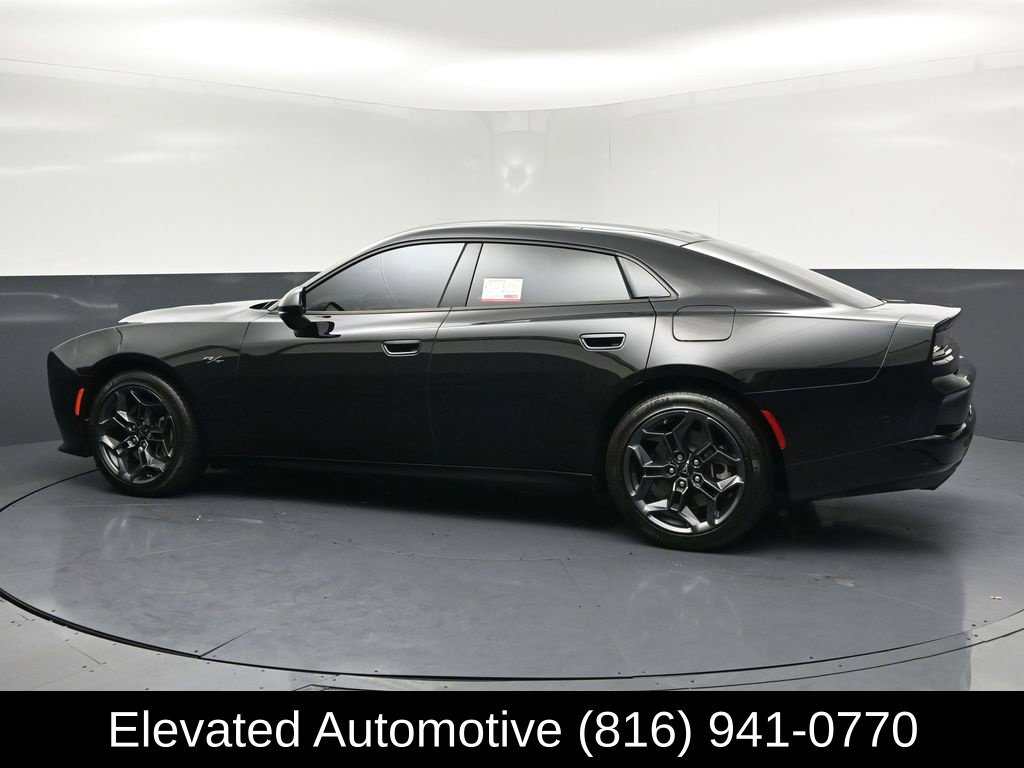 Used 2026 Dodge Charger R/T w/ Driver Convenience Group AWD/4WD image 28
