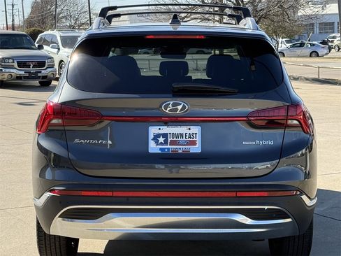 Used 2023 Hyundai Santa Fe SEL Premium image 6