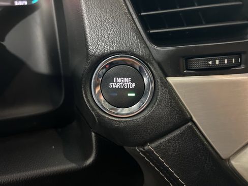 Used 2018 GMC Yukon Denali w/ Denali Ultimate Package image 15