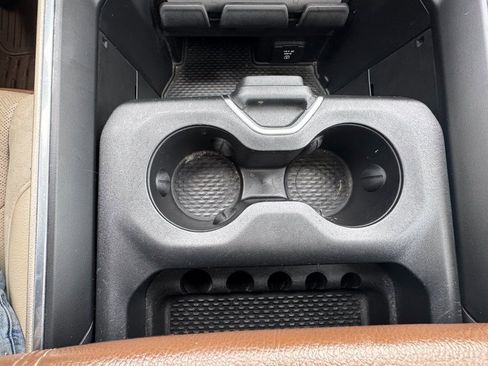 Used 2019 RAM 1500 Laramie image 23