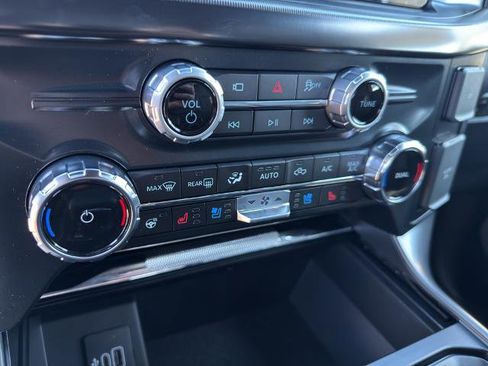 New 2025 Ford F150 Lariat w/ Equipment Group 501A Mid image 17