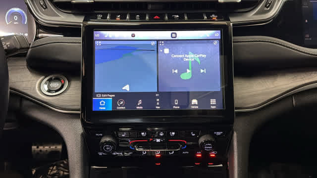 Used 2022 Jeep Grand Cherokee L Limited w/ Luxury Tech Group II AWD/4WD image 19