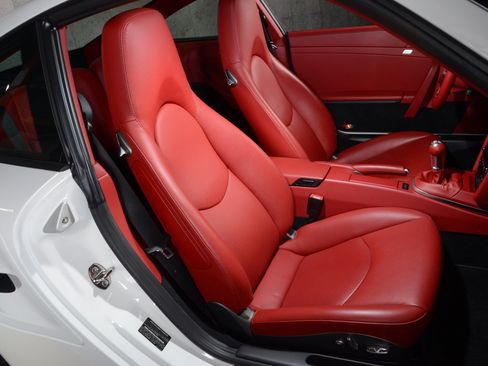 Used 2013 Porsche 911 Turbo AWD/4WD image 31